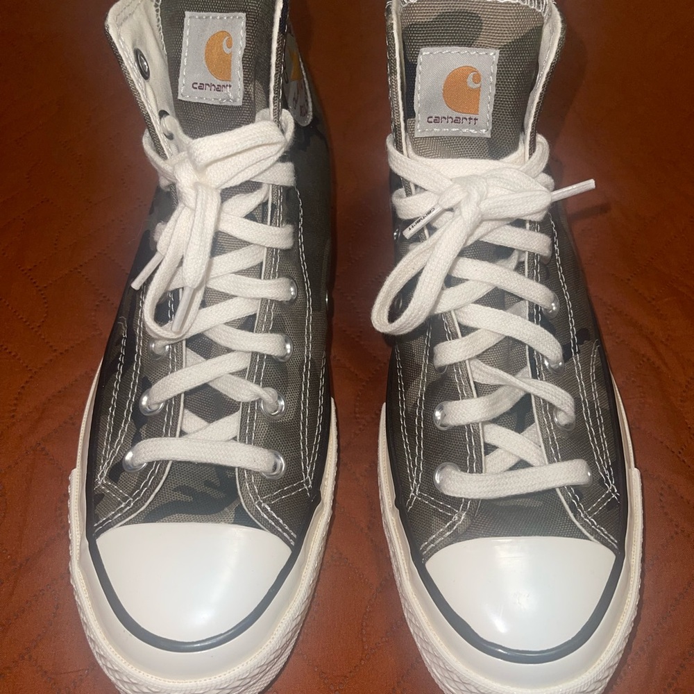 Carhartt x Converse